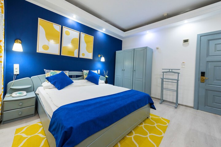 Room 41 of 65