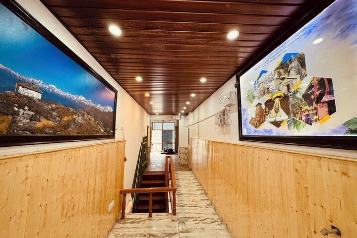 Hotel Interior 3 of 25