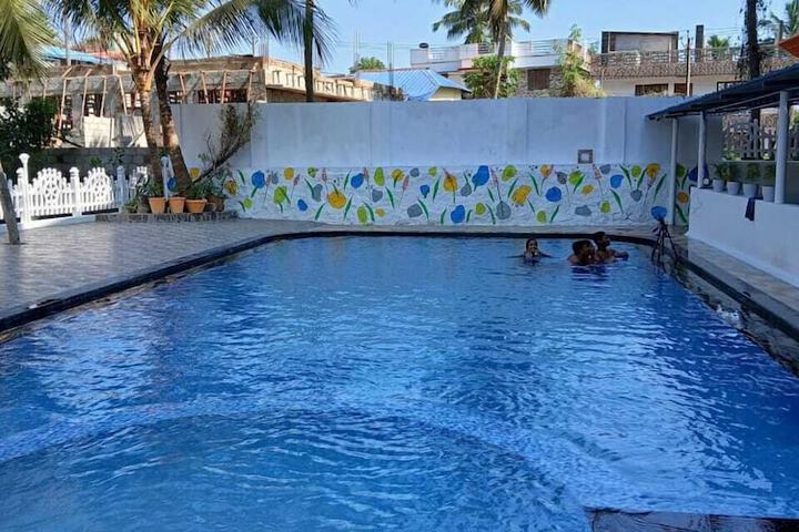 Pool 6 of 11