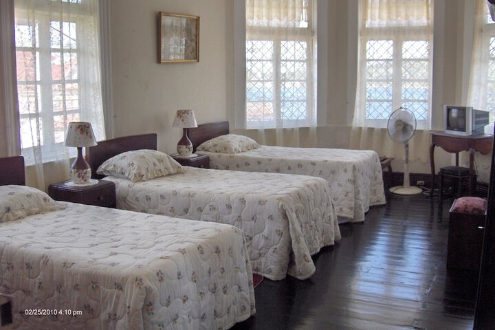 Room 35 of 40