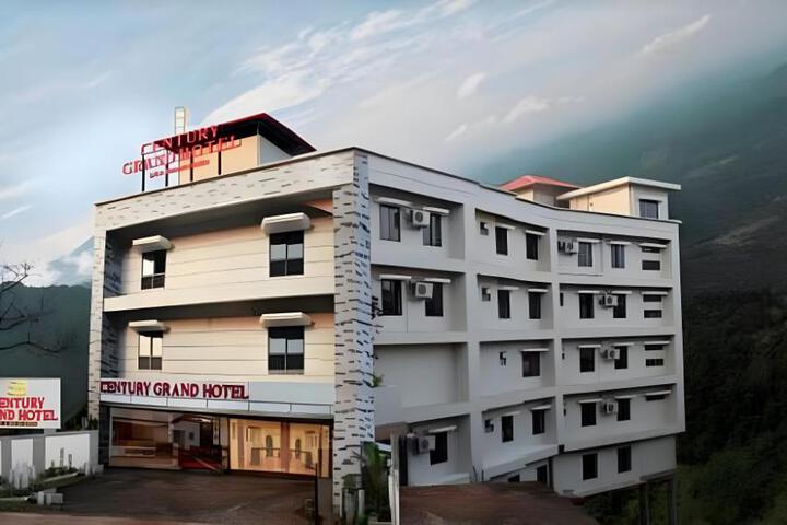 Century Grand Hotel