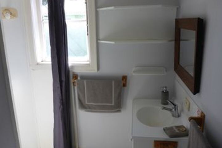 Room 8 of 51