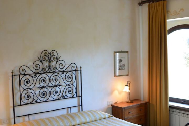 Room 8 of 51