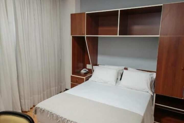 Room 6 of 35