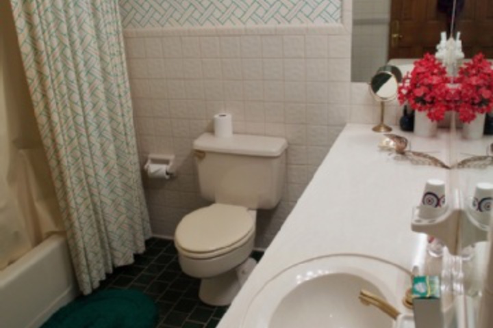 Room 108 of 240