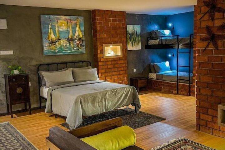 Room 62 of 120
