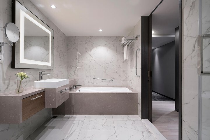 Room 44 of 56