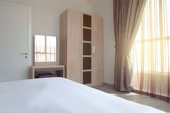 Room 10 of 21