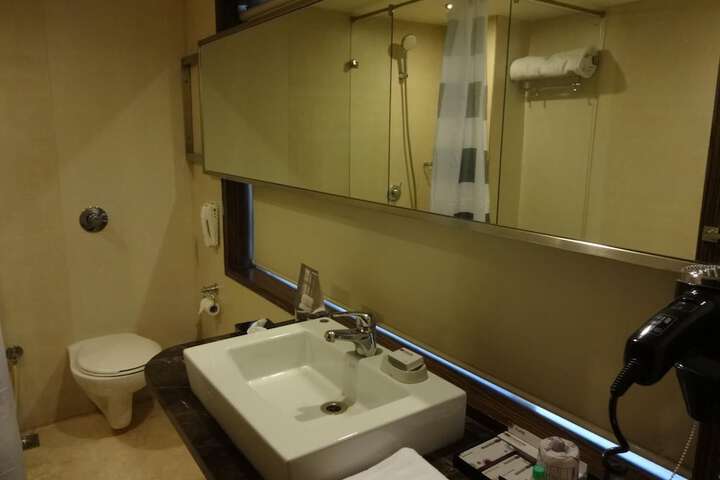 Bath Interior
