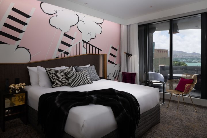 Room 9 of 60