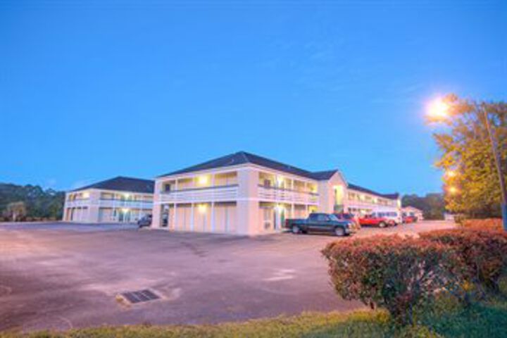 Hotel 16 of 36