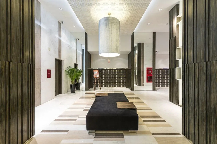 hotel_rooms
