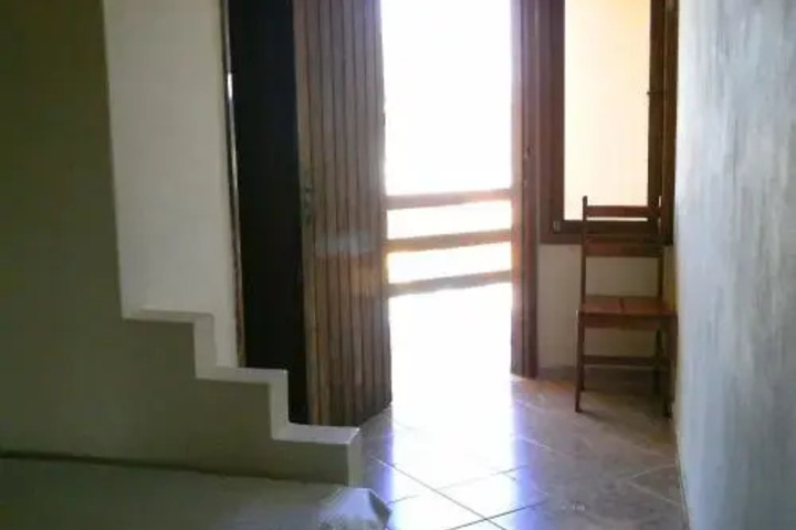 Room 2 of 13