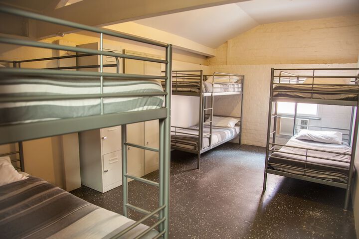 Room 6 of 54