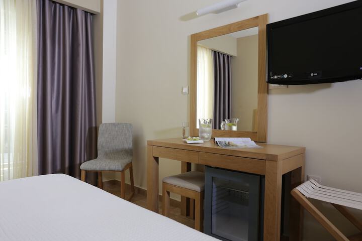 Room 13 of 60