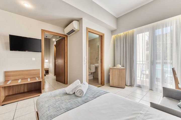 Room 40 of 71