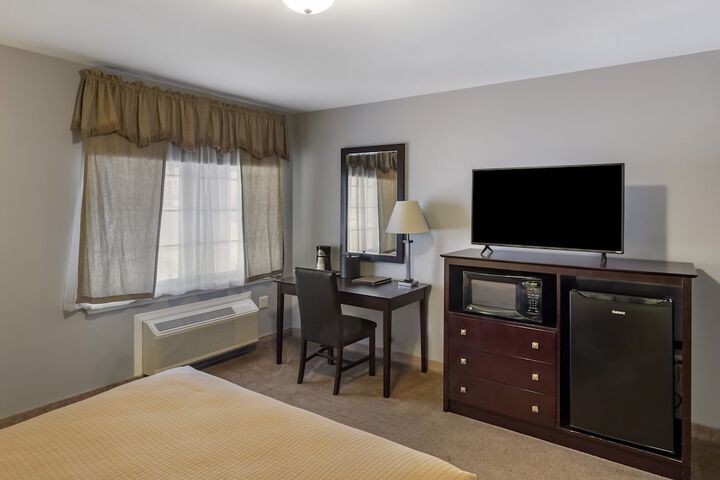 Room 5 of 14