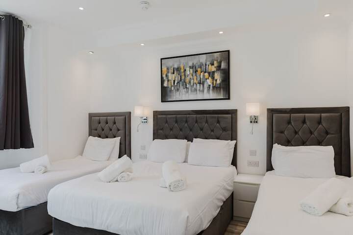 Room 51 of 125