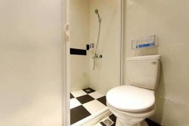 Room 4 of 21