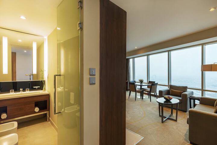 Room 36 of 180