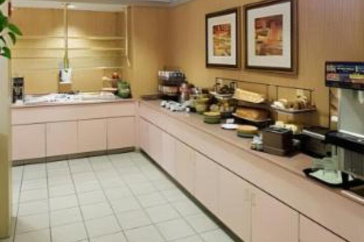 Breakfast/Coffee Service 11 of 29