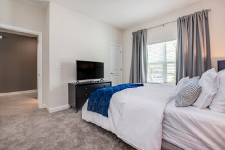 Room 43 of 48