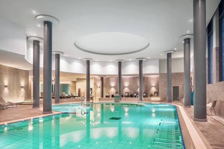 Pool 53 of 161