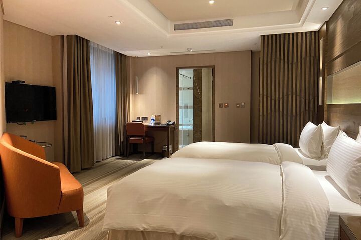 Room 31 of 99