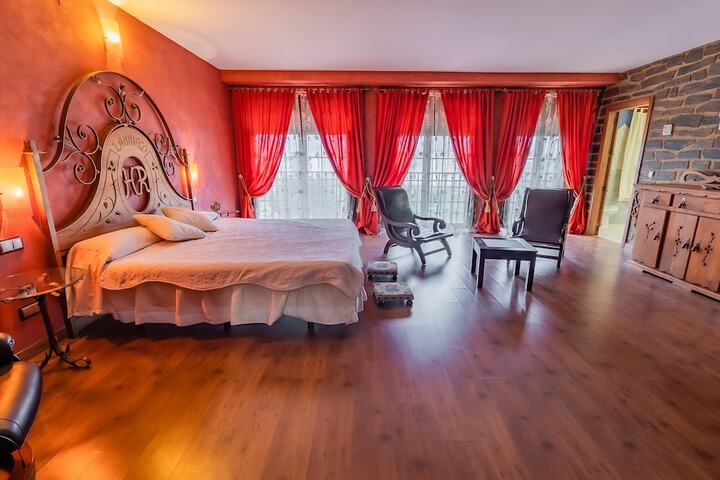 Room 12 of 64
