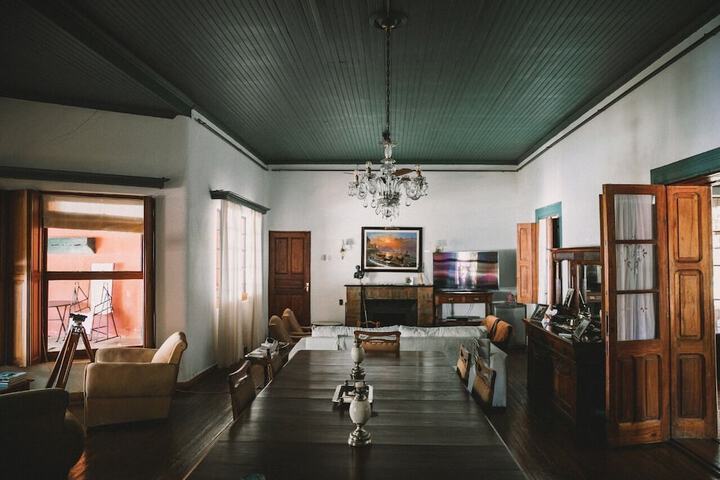Room 12 of 64