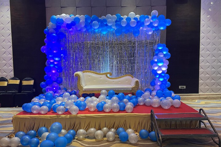 Ballroom/Hall 69 of 87