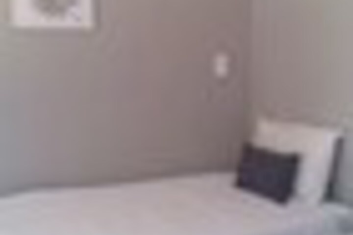 Room 11 of 171