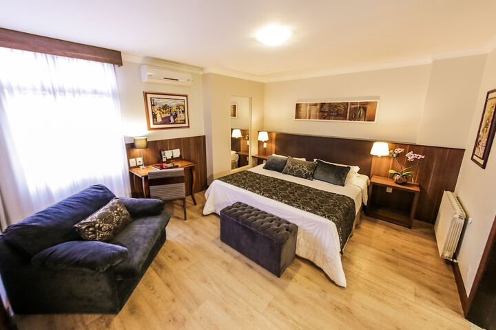Room 54 of 98