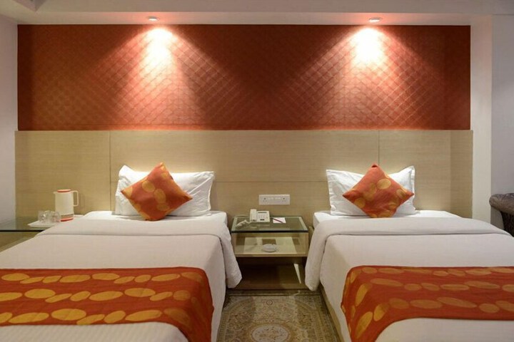 Room 3 of 13