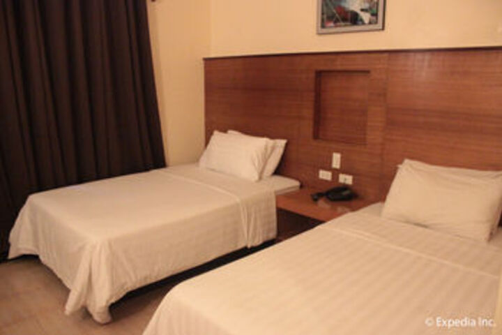 Room 34 of 82