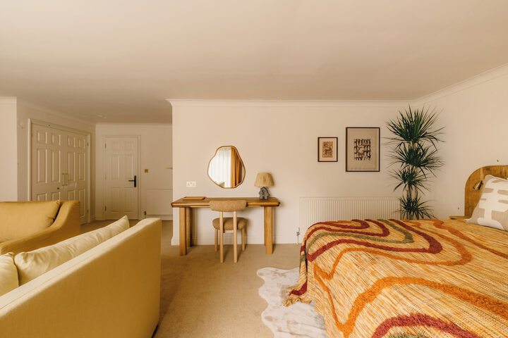 Room 13 of 75