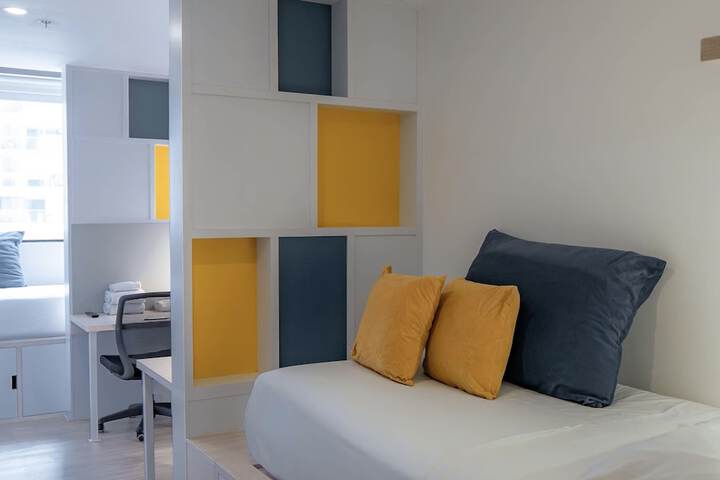 Room 45 of 108