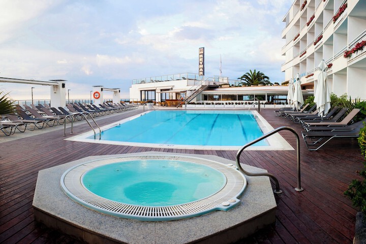 Pool 46 of 89