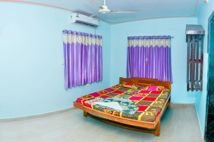 Room 3 of 13