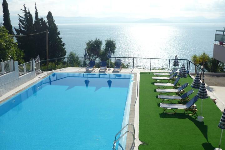 Pools & Facilities