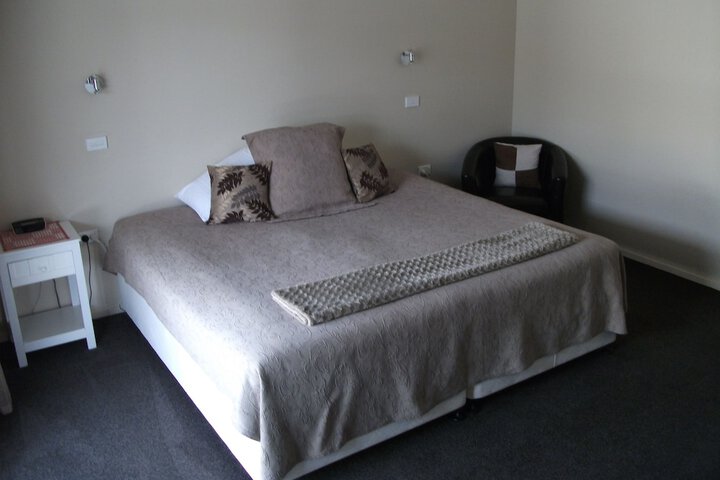 Room 5 of 49