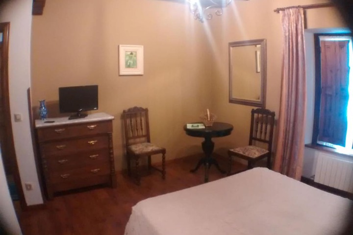 Room 25 of 65