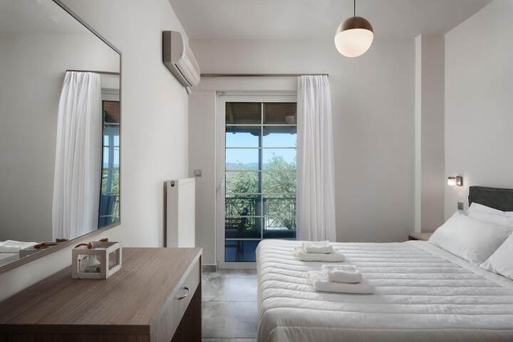 Room 8 of 70