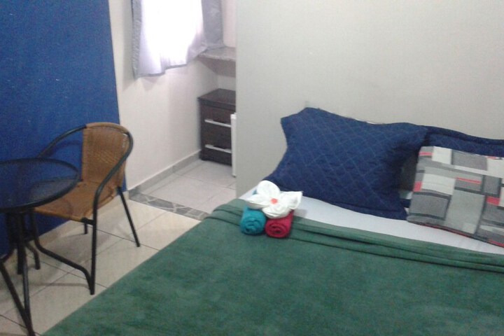 Room 5 of 37