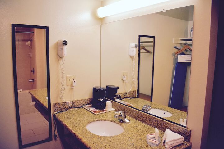 2 Double Beds (1 of 2)