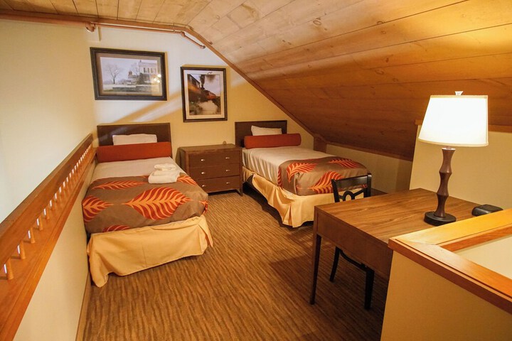 Room 16 of 86