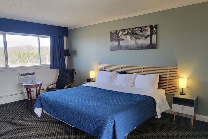 Room 3 of 15