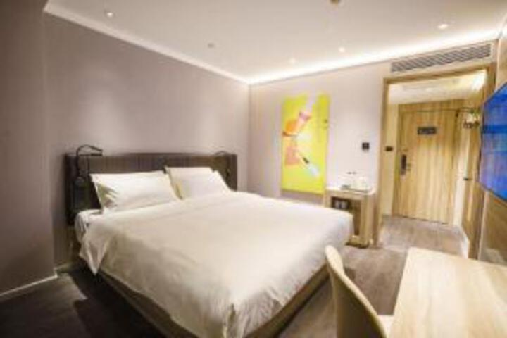 Room 20 of 22