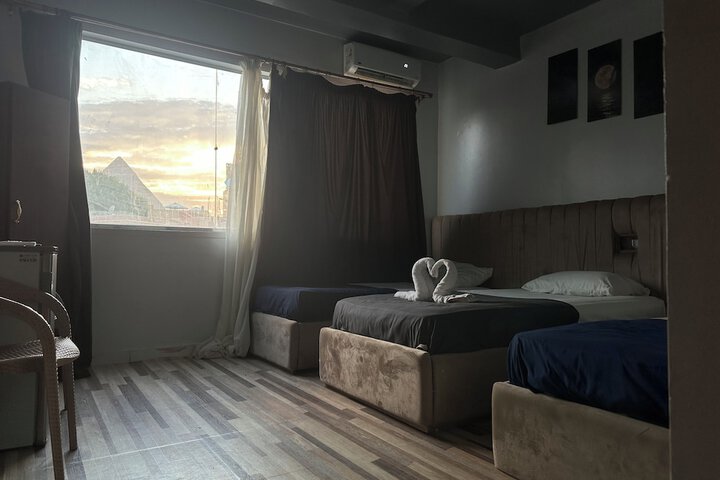 Room 13 of 36