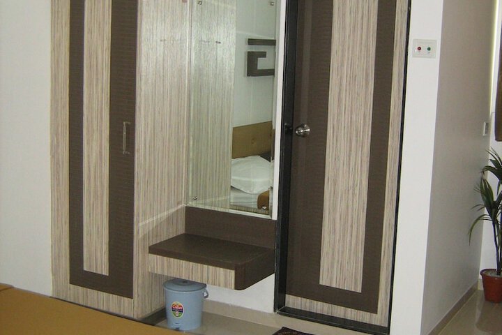 Room 21 of 42